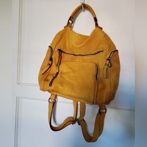 Bolsa Nova Mia Leather Women's Backpack NWOT